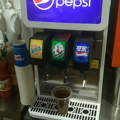 西餐饮料设备可乐机可乐糖浆碳酸饮料机